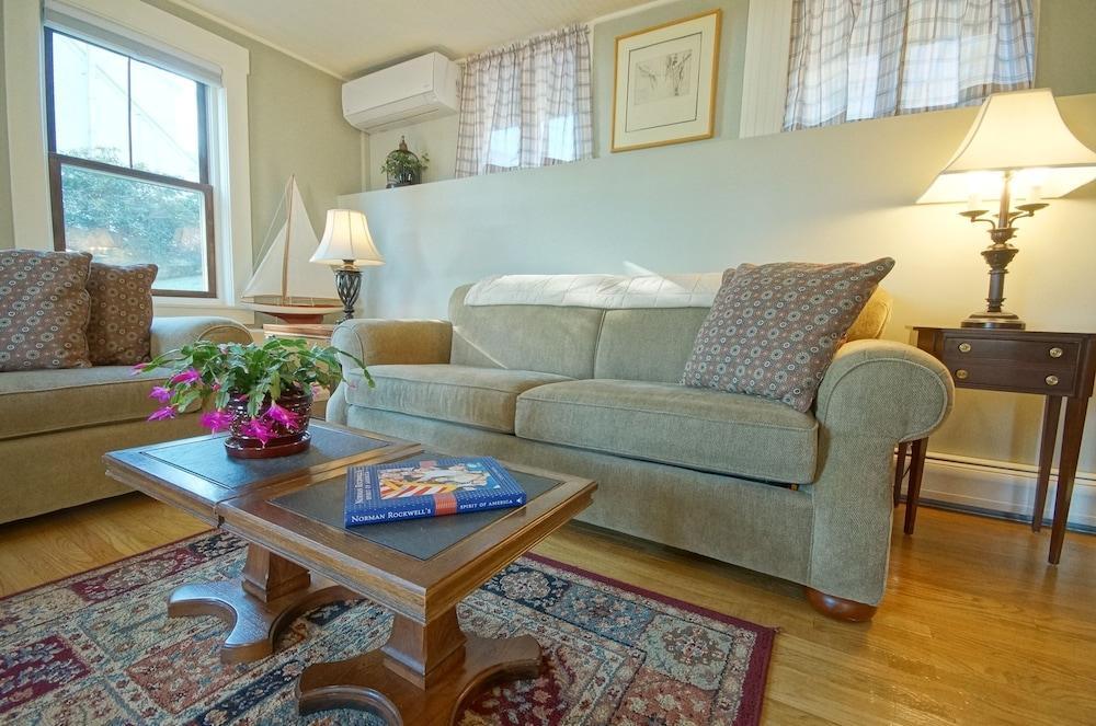 Lake House At Ferry Point Sanbornton Luaran gambar
