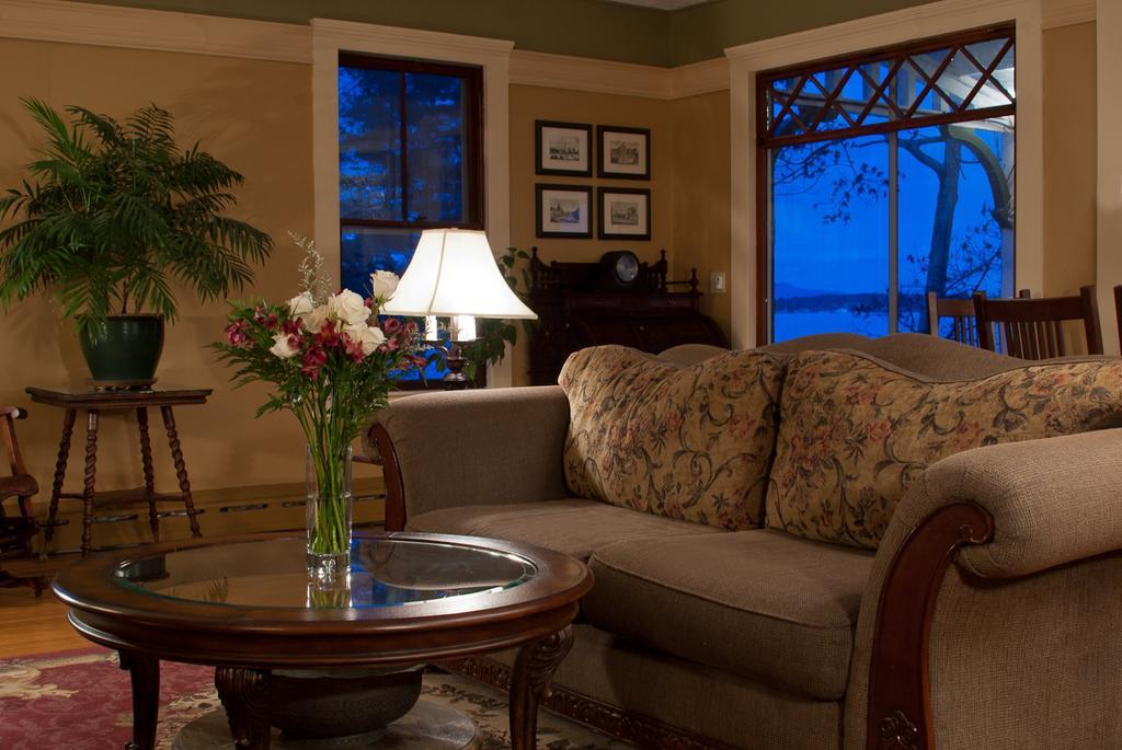 Lake House At Ferry Point Sanbornton Luaran gambar